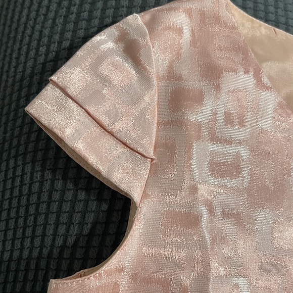 Elegant dress with back closure, pink color, size 4 - Picture 5 of 5